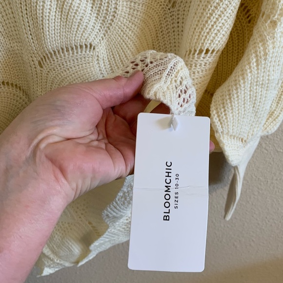 Bloomchic Plus Size Ivory Sweater NWT 🌴 - Picture 5 of 11